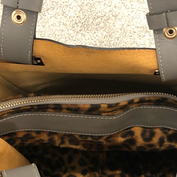 Tod’s Handbag /Gray - Picture 12 of 16